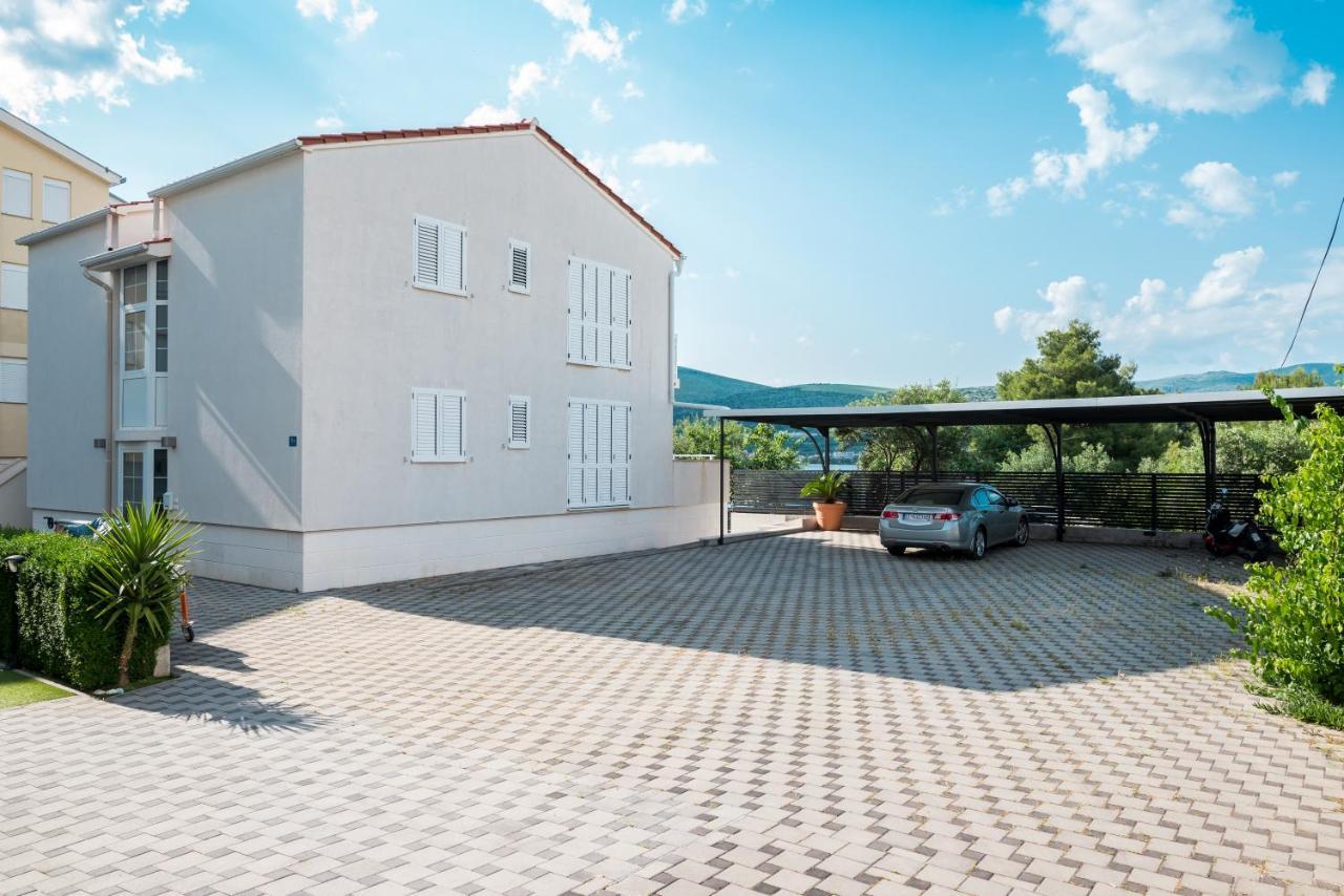Vdl Apartments Trogir Exterior photo
