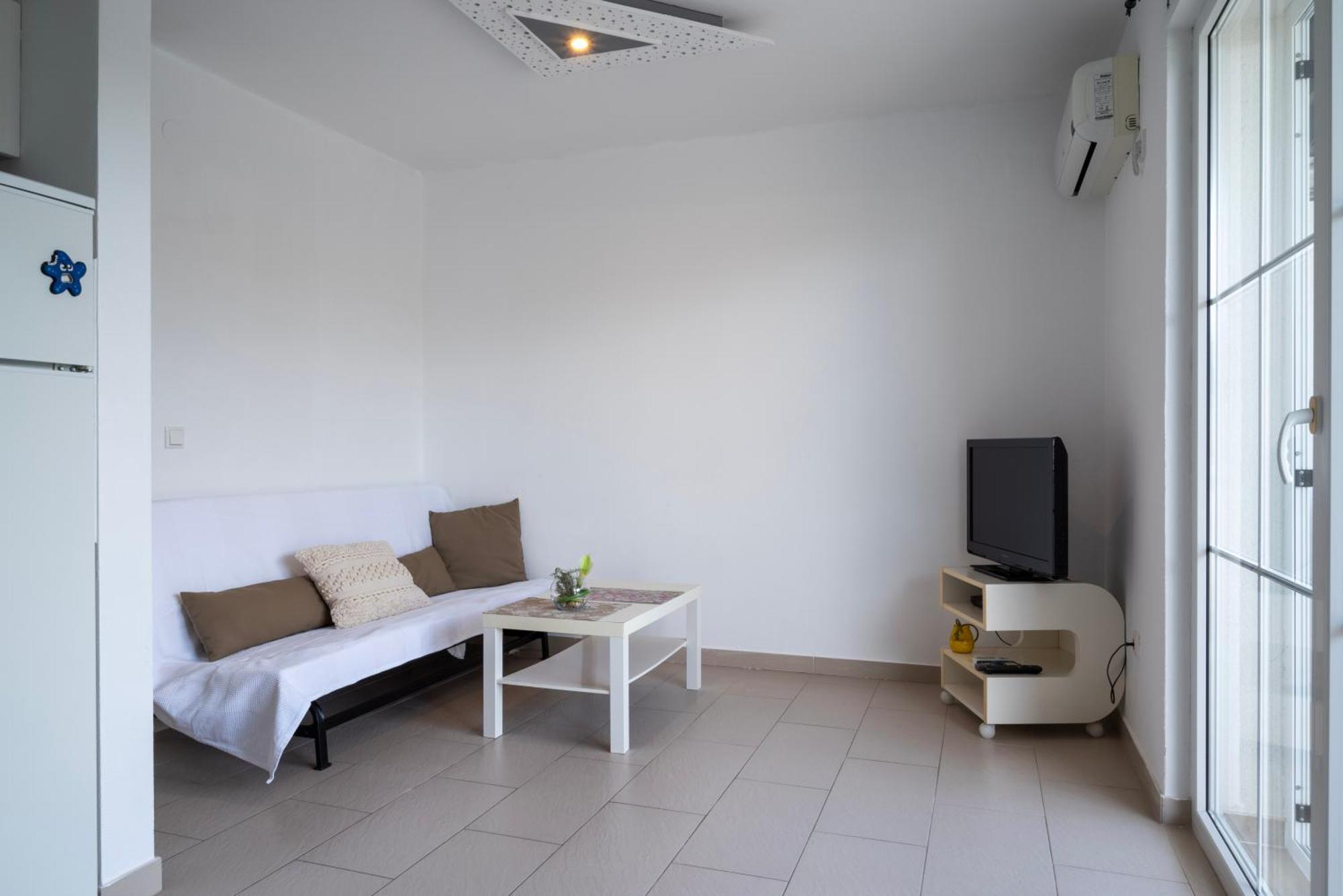 Vdl Apartments Trogir Exterior photo